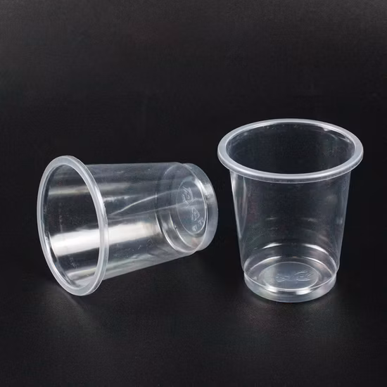 Tasse en plastique jetable en gros de pp tasse d'eau chaude avec la couleur personnalisée de logo pour la boisson froide